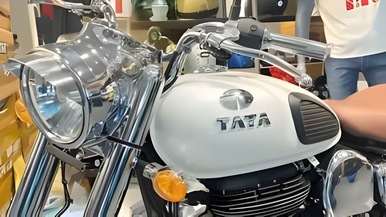 Discover the newly launched Tata Motors 250cc Bike 2025 with a 249 cc FI engine, 158 km/h top speed, sporty design and a budget-friendly starting price of ₹41,999.